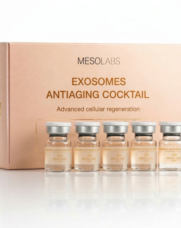 Discover the power of cell regeneration with our Exosomes Antiaging Cocktail, an advanced cosmetic treatment designed to revitalize, brighten, and rejuvenate your skin from within. Its innovative formula combines plant exosomes, vitamins, essential amino acids, and hyaluronic acid to deliver a comprehensive anti-aging effect: firmer, more hydrated, and visibly brighter skin.